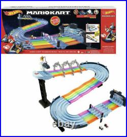 IN HANDHot Wheels Mario Kart Rainbow Road King Boo Raceway Race Track Set