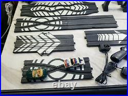 LIFELIKE HO Slot Car Set SUPER GLOW TRACK & ACCESSORIES with 2 Cars