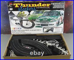 Life Like Nascar Thunder Stockers Ho Scale Electric Slot Car Race Track Set Read