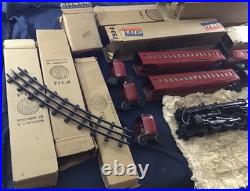 Lionel PREWAR 1938 700E BOXED RAIL CHIEF 4 CAR PASSENGER SET WITH T RAIL TRACK Lionel PREWAR 1938 700E BOXED RAIL CHIEF 4 CAR PASSENGER SET WITH T RAIL TRACK