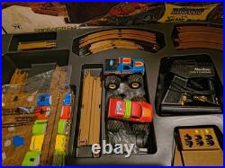 Marchon MR1 Bigfoot vs snake bite HO race car track set