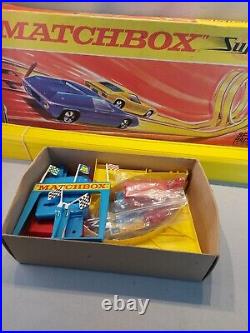 Matchbox Superfast Sf-4 Double Loop Track Race set Complete With Rare Cars