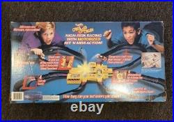 Mattel Hot Wheels Criss Cross Crash Track Set Vintage 1992 SEALED CARS RARE. NOB