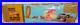 Mattel-Hot-Wheels-Drag-Chute-Stunt-Set-Track-Layout-1969-Boxed-With-Car-01-rdh
