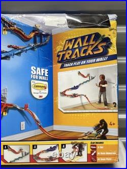 Mattel Hot Wheels GORILLA TAKEDOWN Track Set (2011, W1479) Wall Tracks NEW! READ