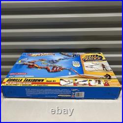 Mattel Hot Wheels GORILLA TAKEDOWN Track Set (2011, W1479) Wall Tracks NEW! READ