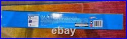 Mattel Hot Wheels Motorized Mid-air Crash Madness Wall Tracks 2010 Race Car Set