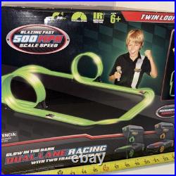 Max Traxxx Glow in Dark Dual Lane Racing Twin Loop Set /cars/ Remote Sealed