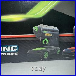 Max Traxxx Glow in Dark Dual Lane Racing Twin Loop Set /cars/ Remote Sealed