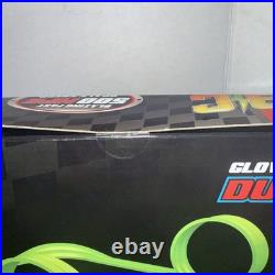 Max Traxxx Glow in Dark Dual Lane Racing Twin Loop Set /cars/ Remote Sealed