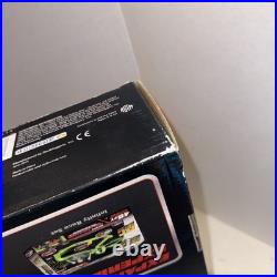 Max Traxxx Glow in Dark Dual Lane Racing Twin Loop Set /cars/ Remote Sealed