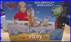 NEW Disney/Pixar Cars 2 Big Bentley Breakout Track Set Tower Escape Finn a