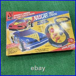 New! Life Like Nascar Fast Stock Slot Car Set Race Track 2 Cars AC Powered VTG