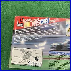 New! Life Like Nascar Fast Stock Slot Car Set Race Track 2 Cars AC Powered VTG