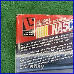 New! Life Like Nascar Fast Stock Slot Car Set Race Track 2 Cars AC Powered VTG