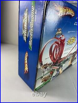 New NIB 2005 Hot Wheels Acceleracers AcceleDrome Track Set Cartoon Network