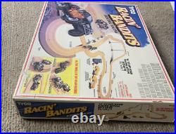 Nice Vintage Tyco Racin' Bandits Slot car Electric Race Complete Set With2 Trucks