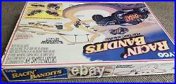 Nice Vintage Tyco Racin' Bandits Slot car Electric Race Complete Set With2 Trucks