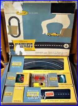 PLAYCRAFT MODEL MOTORING AURORA ORIGINAL #1 HO SLOT TRACK RACE SET 2 Cars TJET