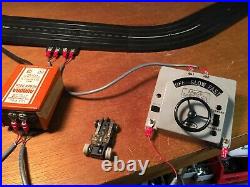 QUICK SETUP AURORA MODEL MOTORING HO CUSTOM 2 LANE SLOT CAR TRACK SET With2 CARS