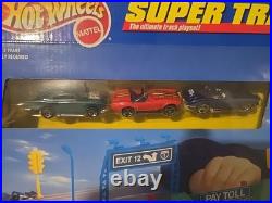 RARE 1996 Hot Wheels World Super Track SetSEALED GREEN TOLL BOOTH 65820-92
