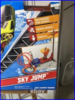 RARE Hot Wheels Sky Jump Motorized Track Set 2011 #T7509 New In Sealed Box RARE Hot Wheels Sky Jump Motorized Track Set 2011 #T7509 New In Sealed Box