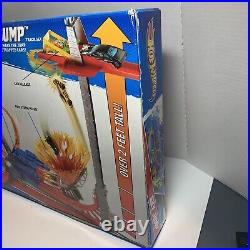 RARE Hot Wheels Sky Jump Motorized Track Set Dated 2011 #T7509 New In Sealed Box