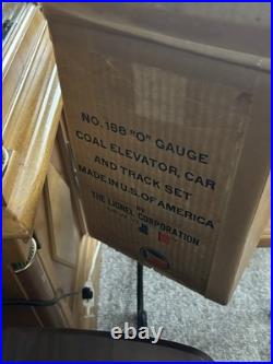 RARE Lionel Prewar 1942 Boxed No. 188 Coal Elevator Car & Track Set