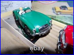 Rare ENGLAND VIP 1/32 Set A Figure 8 Model Roadways Metal Track Slot Car Set