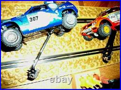 Rare-SCX Off Road Race Track Set 1/32 Scale Track-2 Cars Mitsubishi/Volkswagen