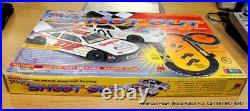 SNAP ON RACING SHOOT OUT HO SCALE SLOT CAR SET raceset1 2 race cars and track e