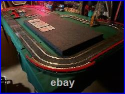 Scalextric 132 analog Slot Car Track Samurai set. 4 cars wireless