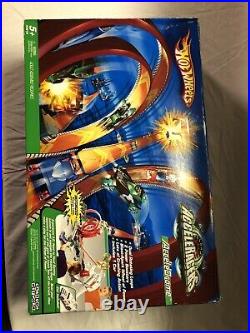 Sealed New in the Box 2005 Hot Wheels AcceleRacers AcceleDrome Track Set