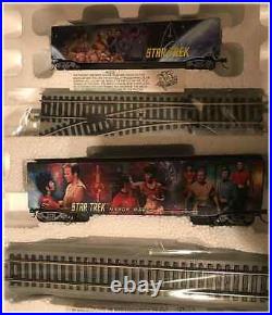 TOS Star Trek HO train set, Locomotive, 18 Cars, Track, Controls, Ship Carrier