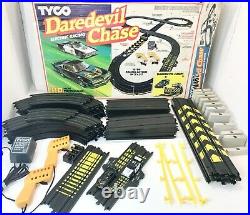 TYCO Daredevil Chase Slot Race Track Set Transam & Police Highway Patrol Car