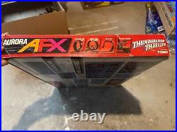 Tomy 8610 AURORA AFX THUNDERLOOP THRILLER SLOT CAR Set TESTED WORKING