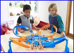 Toy Car Track Set, Criss Cross Crash with 164 Scale Vehicle, Powered by a Motor