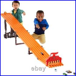 Toy Car Track Set with Lights Sounds 6 1 64 Scale Vehicles Super 6-Lane Raceway