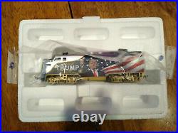 Trump Train Set, Bradford Exchange engine, 8 cars, and tracks