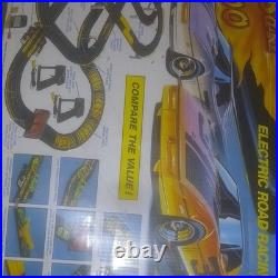 Tyco Electric Road Racing Slot Car Track Set 1990 MPN 6831 Ages 8+