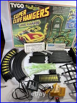 Tyco Super Cliff Hangers with Nite Glow Electric Slot Car Track Set 1984 Read