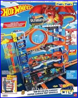 Ultimate Garage Track Set with 2 Die-Cast Cars Hot Wheels City Playset