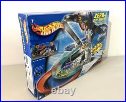 VINTAGE HOT WHEELS ZERO-G STARTER TRACK SET With MOTORIZED POWER CHARGER 2003 NEW