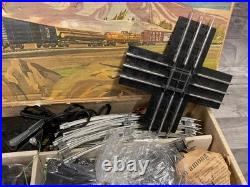 VTG Lionel 5 Car Steam Electric Train Freight Set Figure 8 Track Layout Tested