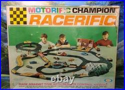 Vintage 1967 Ideal toy Co Motorific Champion Racerific Slot Car Track Set In Box