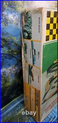 Vintage 1967 Ideal toy Co Motorific Champion Racerific Slot Car Track Set In Box