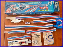 Vintage 1974 Hot Wheels Super Chromes MUSTANG STOCKER Loco-Motion Race Track Set