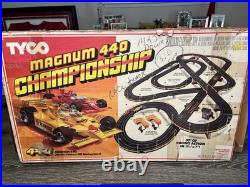 Vintage 1980s Tyco Magnum 440 Championship Slot Car Complete Set With Box RARE