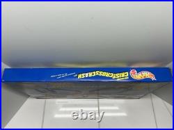 Vintage 1999 Mattel Hot Wheels Criss Cross Crash Motorized Race Track Set. New