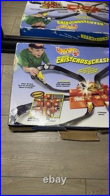 Vintage 1999 Mattel Hot Wheels Criss Cross Crash Motorized Race Track Set. New